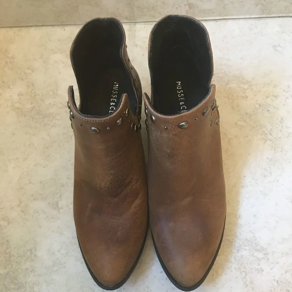 ‎NEW WITHOUT TAGS MUSSE & CLOUD LEATHER BOOTIES